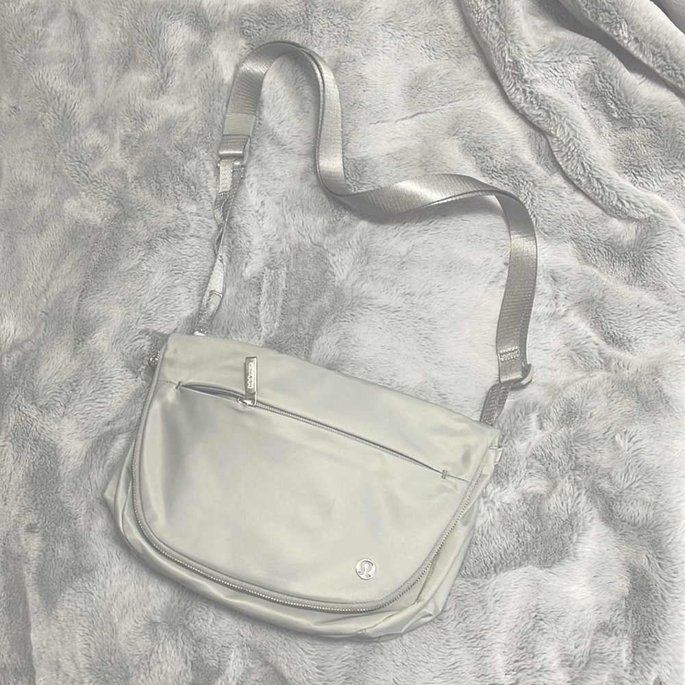 lulu purse